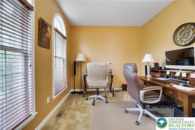 638 Stratton Dr, Middle Smithfield Twp, PA 18302 - office space with carpet and baseboards