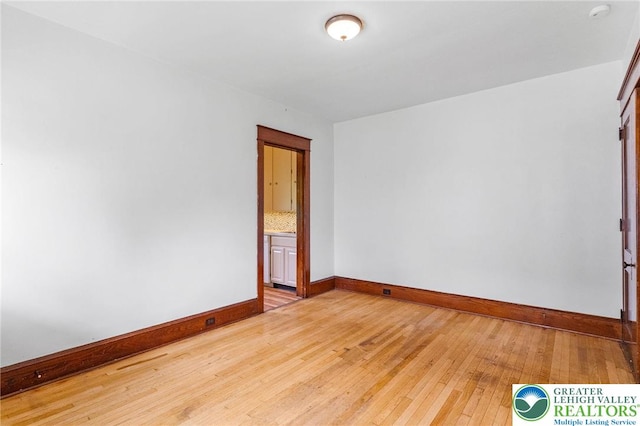 100 E Mahoning Dr, Mahoning Twp, PA 18235 - unfurnished room with light wood-type flooring and a smoke detector
