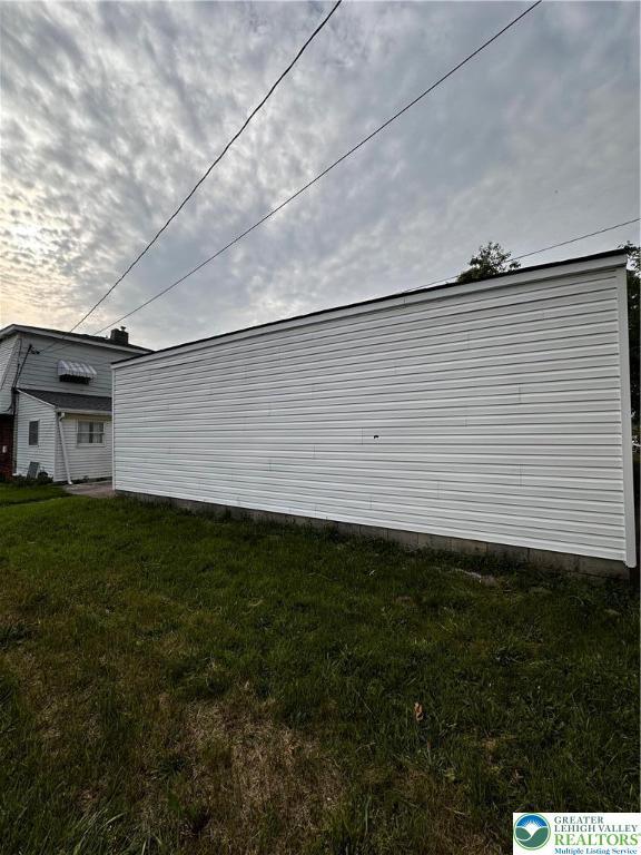 701 N Lacrosse St, Allentown City, PA 18109 - view of garage
