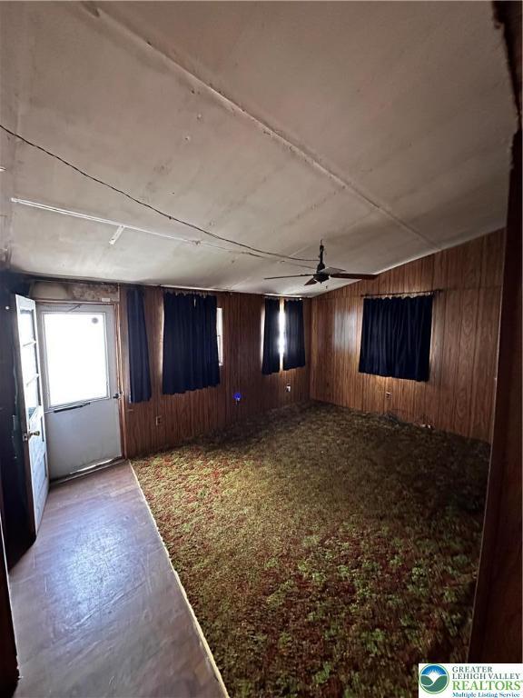 701 N Lacrosse St, Allentown City, PA 18109 - empty room with wooden walls