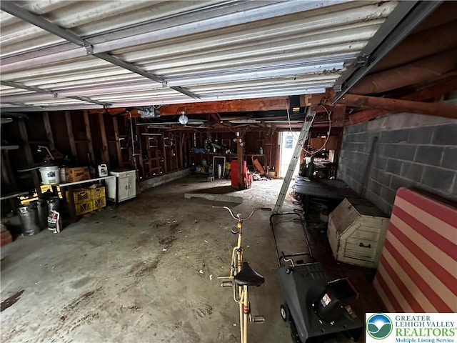 701 N Lacrosse St, Allentown City, PA 18109 - view of garage