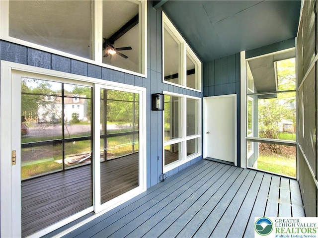 6522 Runnymead, Coolbaugh Twp, PA 18466 - unfurnished sunroom featuring ceiling fan and vaulted ceiling