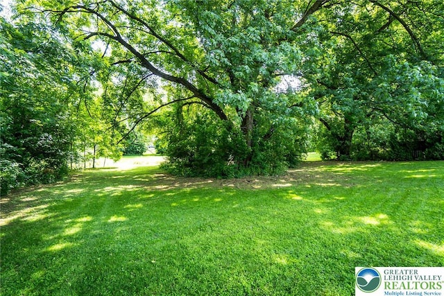 7494 Franks Dr, East Allen Twp, PA 18014