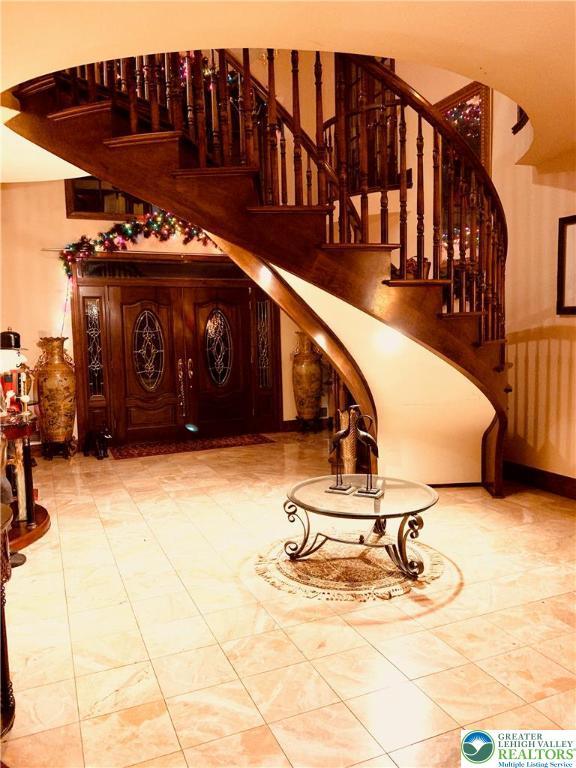 459 Mount Pleasant Rd, Washington Twp, PA 18013 - view of staircase