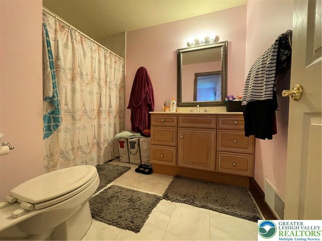 459 Mount Pleasant Rd, Washington Twp, PA 18013 - bathroom featuring vanity, tile patterned floors, and curtained shower