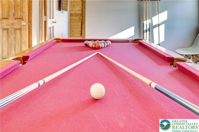143 Cathleen Dr, Price Twp, PA 18302 - detailed view of billiards table