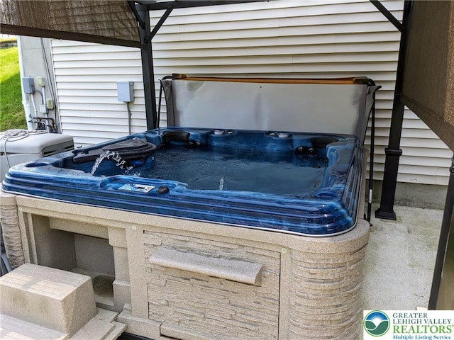 131 Winding Way, Washington Twp, PA 18013 - view of patio / terrace featuring a hot tub