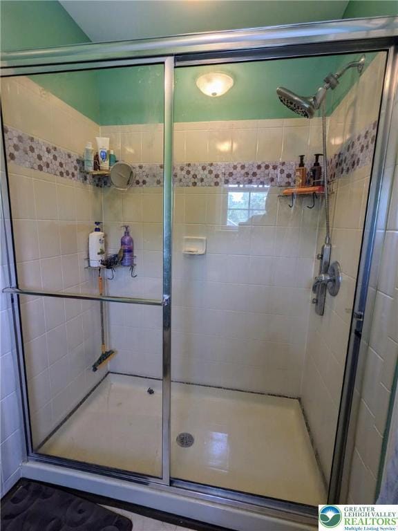 131 Winding Way, Washington Twp, PA 18013 - full bath featuring a stall shower