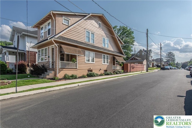 600 S Hoffert St, Fountain Hill Boro, PA 18015 - view of front facade with a gambrel roof, a residential view, and a shingled roof