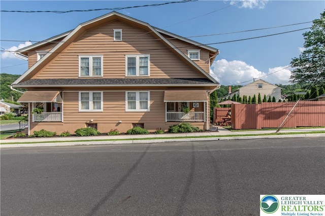 600 S Hoffert St, Fountain Hill Boro, PA 18015 - view of front of home with a gambrel roof and a shingled roof