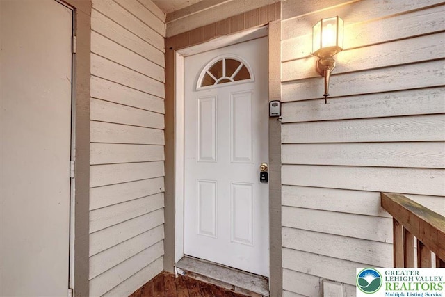 417 Hickory Dr, Jackson Twp, PA 18372 - entrance to property