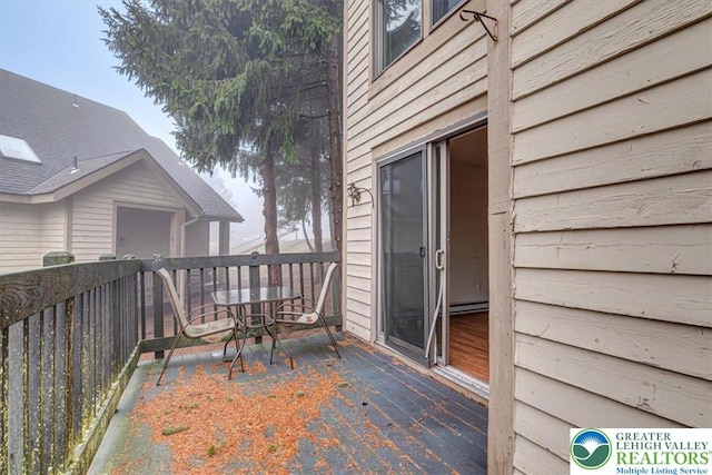 417 Hickory Dr, Jackson Twp, PA 18372 - view of wooden terrace