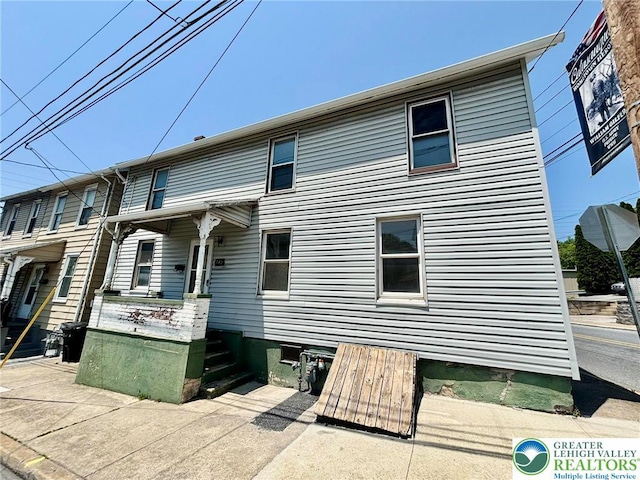 342 Race St, Catasauqua Borough, PA 18032 - rear view of property
