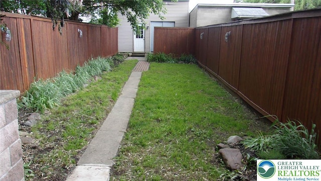 139 N 11th St, Allentown City, PA 18102 - view of yard