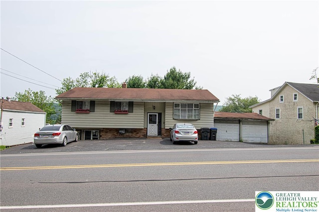 1208 E Susquehanna St, Salisbury Twp, PA 18103 - view of split foyer home