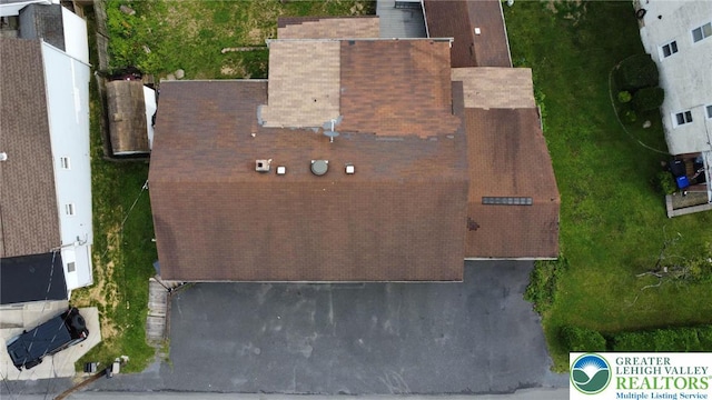 1208 E Susquehanna St, Salisbury Twp, PA 18103 - aerial view of property and surrounding area