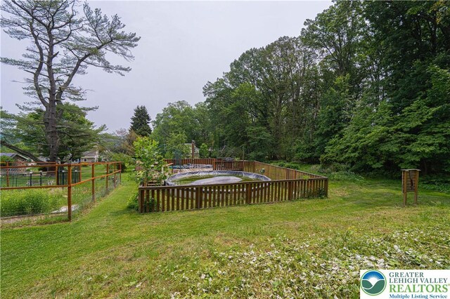 636 School Rd, Plainfield Twp, PA 18064 - view of yard with a swimming pool