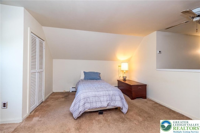 321 Willow Rd, Hellertown Borough, PA 18055 - bedroom featuring carpet, vaulted ceiling, a closet, and baseboard heating