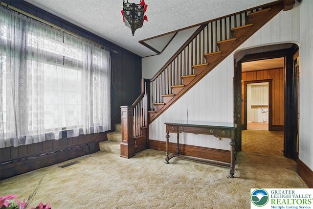 639 Iron St, Lehighton Boro, PA 18235 - photo 2