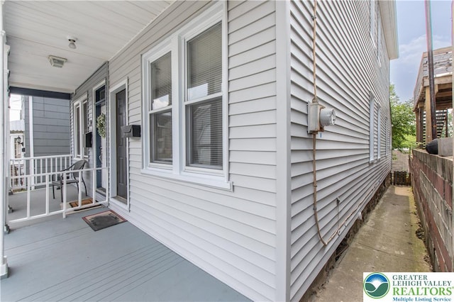 834 Bushkill St, Easton, PA 18042 - view of porch