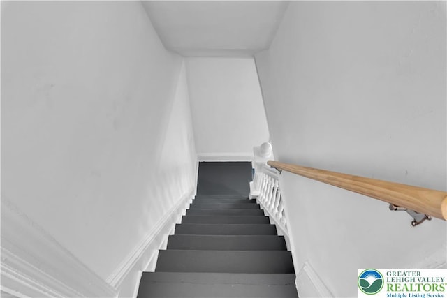 834 Bushkill St, Easton, PA 18042 - view of stairs