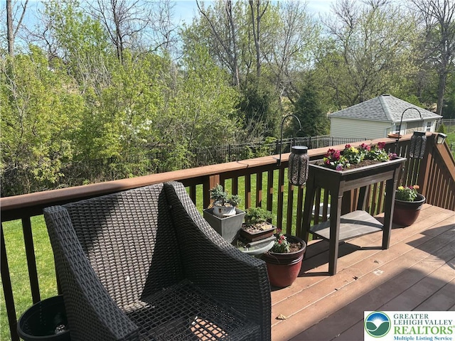 21 Millbrook Ct, Palmer Twp, PA 18045 - view of wooden deck