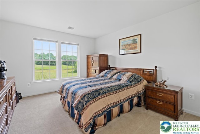 123 Clover Hollow Rd, Easton, PA 18045 - bedroom featuring light colored carpet and baseboards