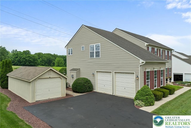 123 Clover Hollow Rd, Easton, PA 18045 - view of side of home featuring roof with shingles and an outbuilding