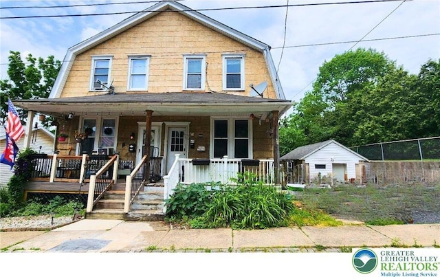 2463 Hillside Ave, Wilson Boro, PA 18042 - view of front of home featuring a gambrel roof and covered porch