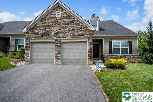 3697 Cottage Dr, Bethlehem City, PA 18020 - photo 1