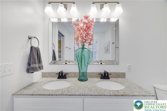 119 Tenicum Trl, Coolbaugh Twp, PA 18347 - bathroom with double vanity