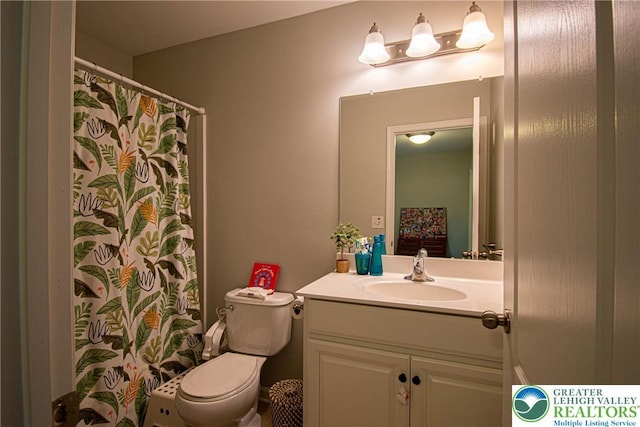 5959 Valley Forge Rd, Upper Saucon Twp, PA 18036 - full bathroom with vanity and a shower with shower curtain