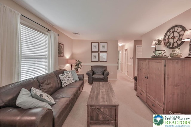 106 Fernwood Dr, Forks Twp, PA 18040 - living room with light colored carpet and baseboards