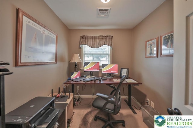 106 Fernwood Dr, Forks Twp, PA 18040 - office space with carpet