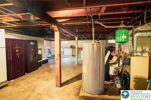 6790 Fairview Ave, Lower Mt Bethel Twp, PA 18013 - unfinished basement with water heater, a heating unit, and washer / clothes dryer