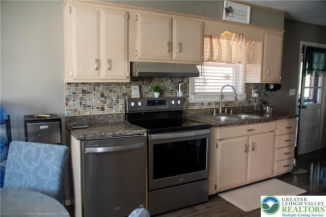 20 Fredericksville Rd, Rockland Twp, PA 19539 - photo 3