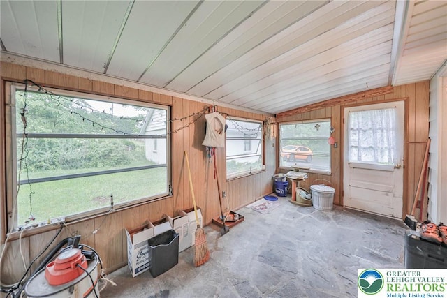 60 Maple Dr, Lower Towamensing Tp, PA 18071 - sunroom / solarium featuring lofted ceiling