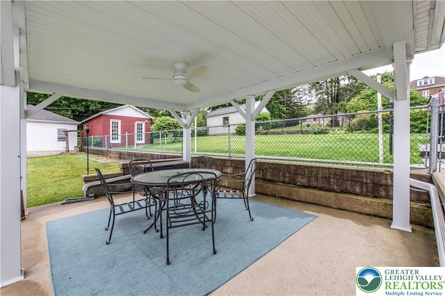 242 N Lehigh St, Tamaqua Boro, PA 18252 - view of patio featuring ceiling fan and outdoor dining space