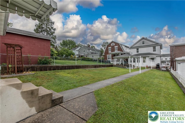 242 N Lehigh St, Tamaqua Boro, PA 18252 - view of yard with a residential view