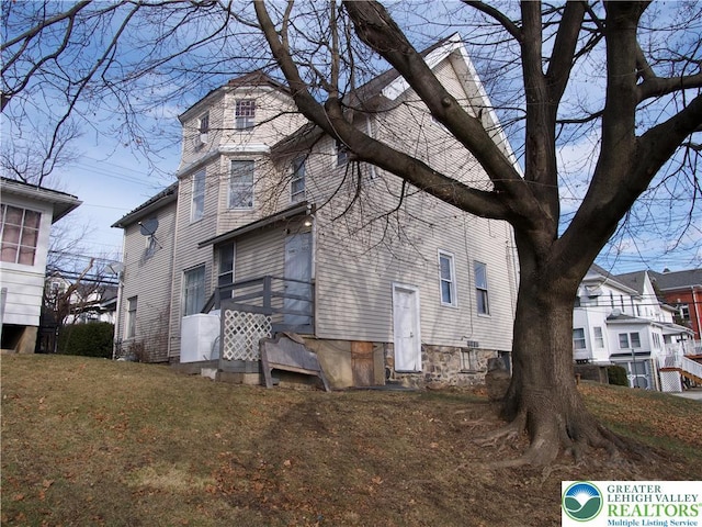 500 W Pennsylvania Ave, Pen Argyl Boro, PA 18072 - photo 3