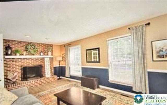 4410 Greenfield Rd, Hanover Twp, PA 18017 - living area featuring a fireplace
