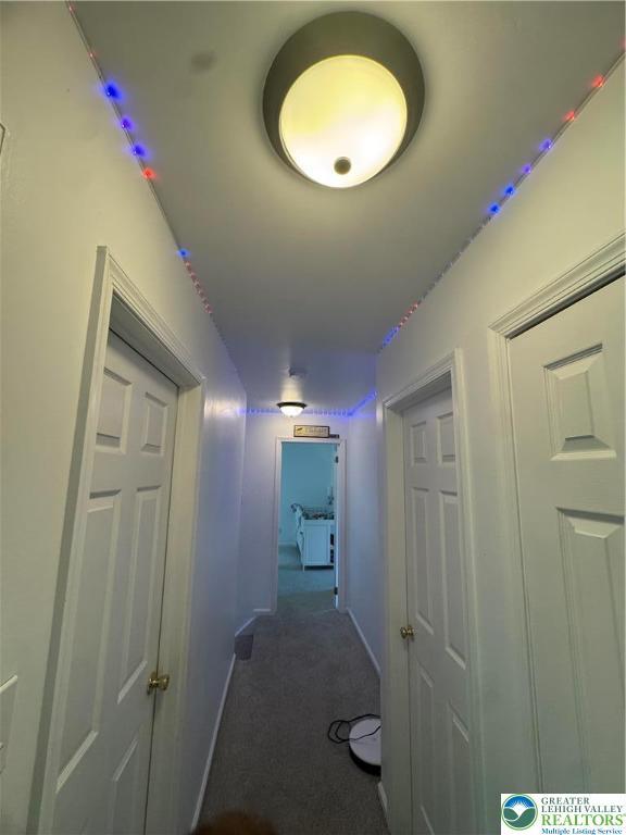 4410 Greenfield Rd, Hanover Twp, PA 18017 - hall with carpet floors and baseboards