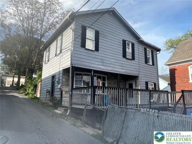 103 N Oak St, Easton, PA 18042 - view of front of house with stone siding
