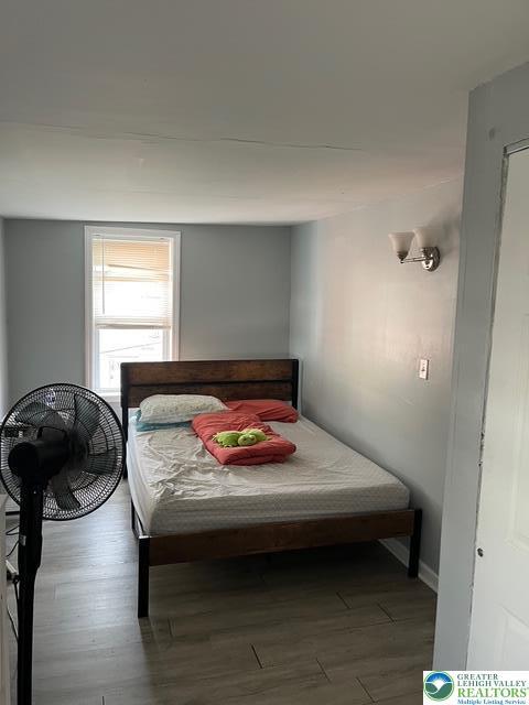 103 N Oak St, Easton, PA 18042 - bedroom featuring wood finished floors