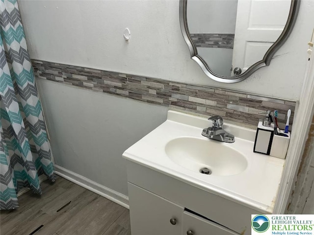 103 N Oak St, Easton, PA 18042 - full bathroom featuring vanity and wood finished floors