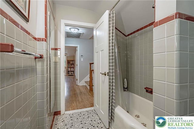 326 N Main St, Allentown City, PA 18104 - full bath with shower / tub combo and tile patterned floors