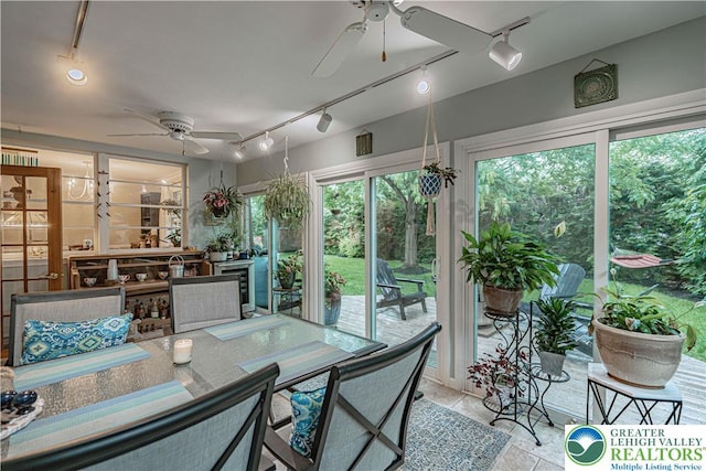 326 N Main St, Allentown City, PA 18104 - sunroom with track lighting
