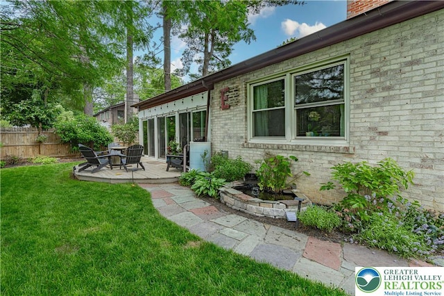 326 N Main St, Allentown City, PA 18104 - view of yard with a patio