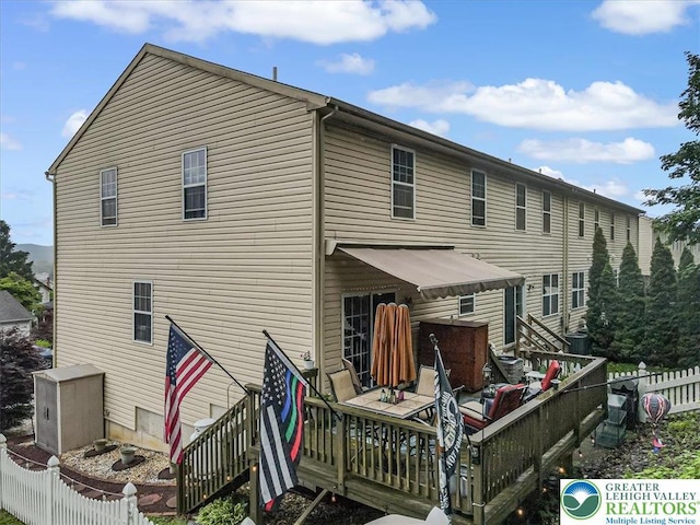 617 Lehigh Gap St, Walnutport Boro, PA 18088 - rear view of house with a wooden deck