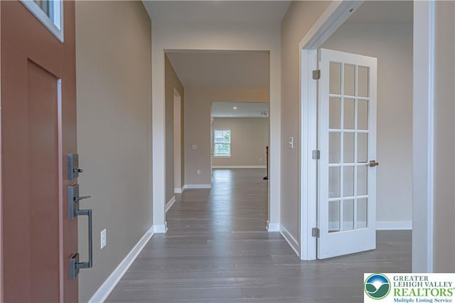 3610 Sweet Meadow Ct, Macungie Boro, PA 18062 - entrance foyer featuring dark wood finished floors and baseboards